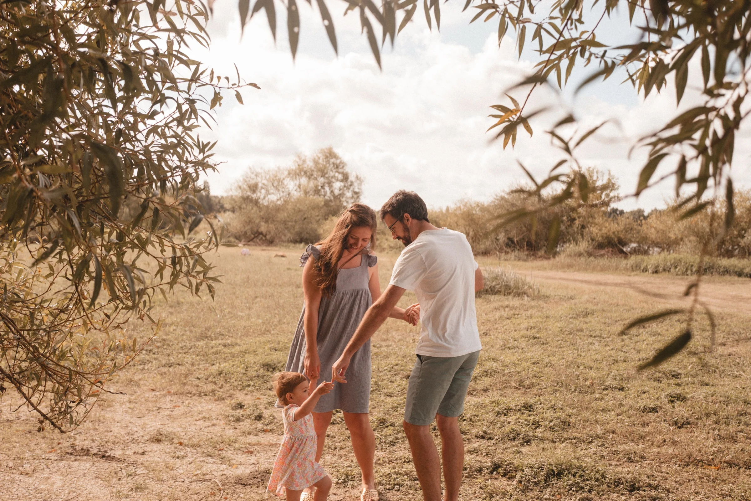 Famille heureuse - Photographe maternité et famille - Léa Portier - Maine-et-Loire